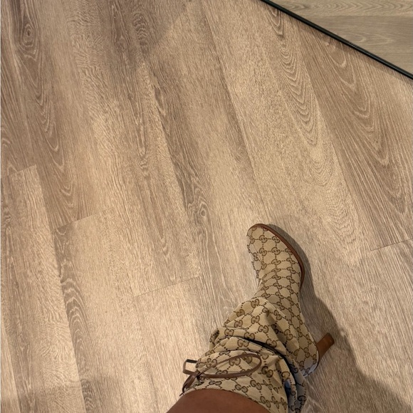 Gucci Beige Monogram Boots - Picture 3 of 3